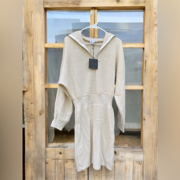 LE LIS Half Zip Sweater Dress NWT Size Medium - Picture 3 of 6